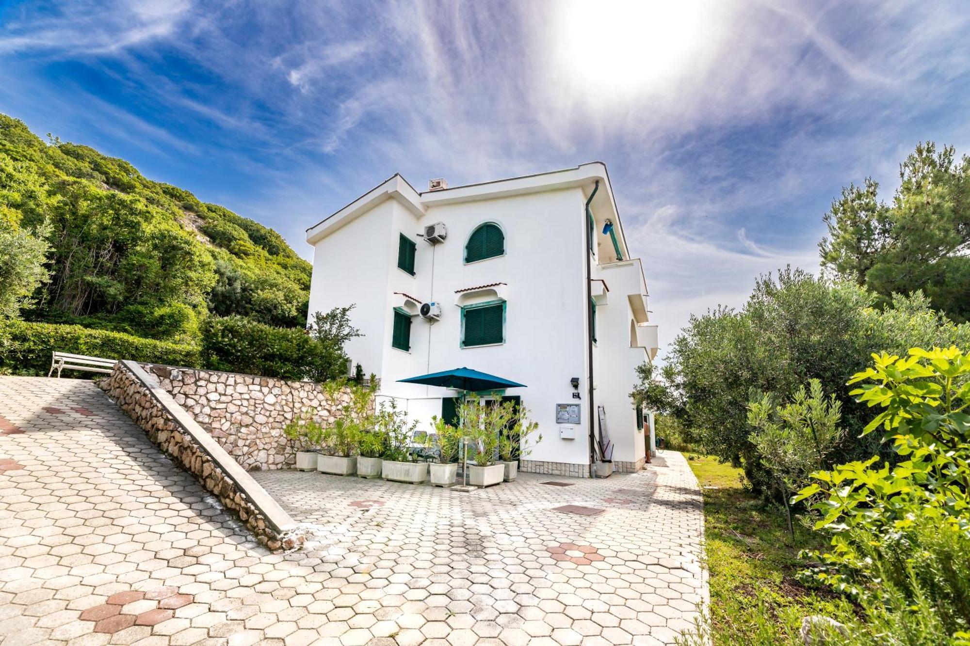 Apartments Oleander Kricin Baška Exterior foto