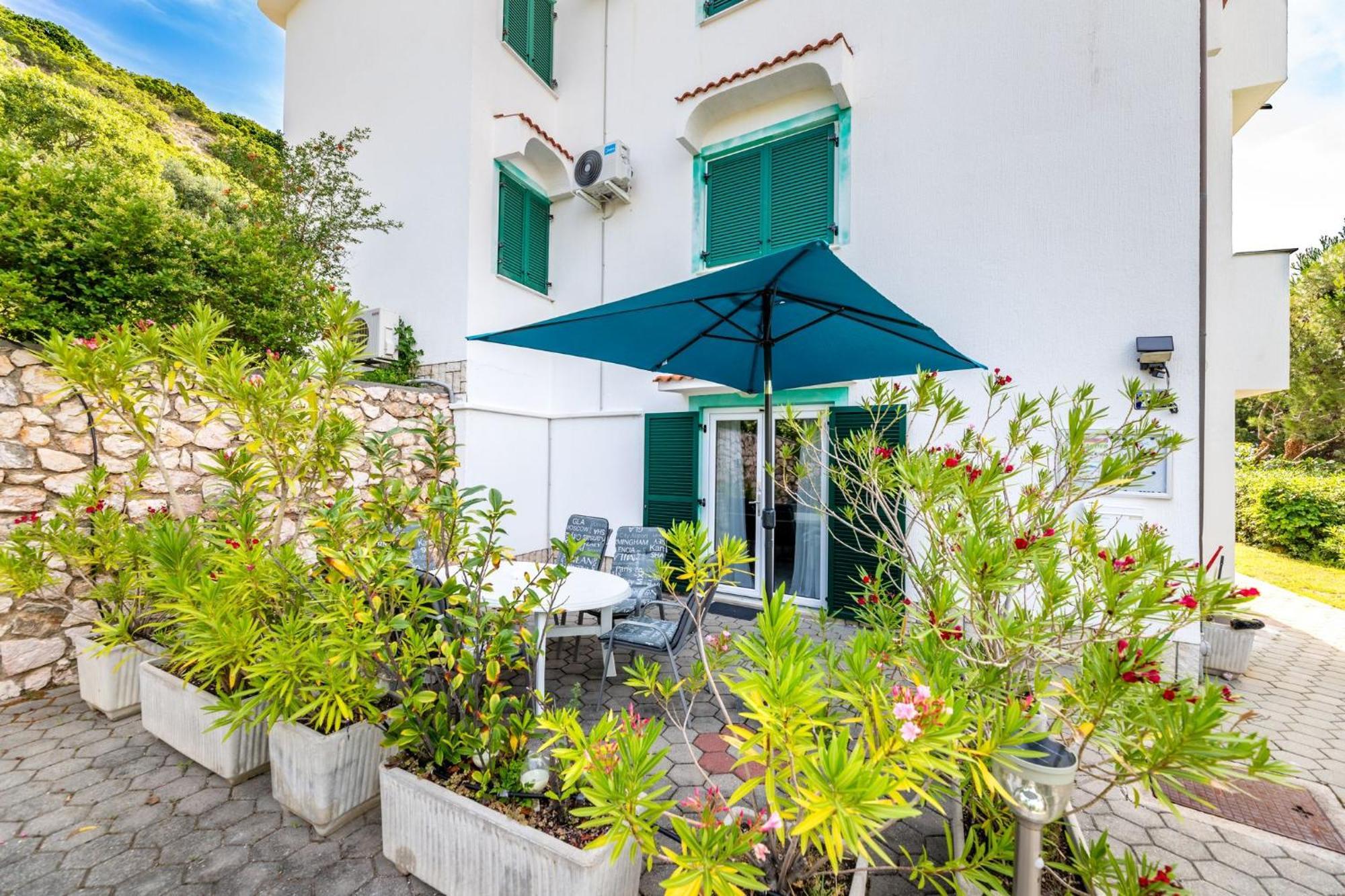 Apartments Oleander Kricin Baška Exterior foto